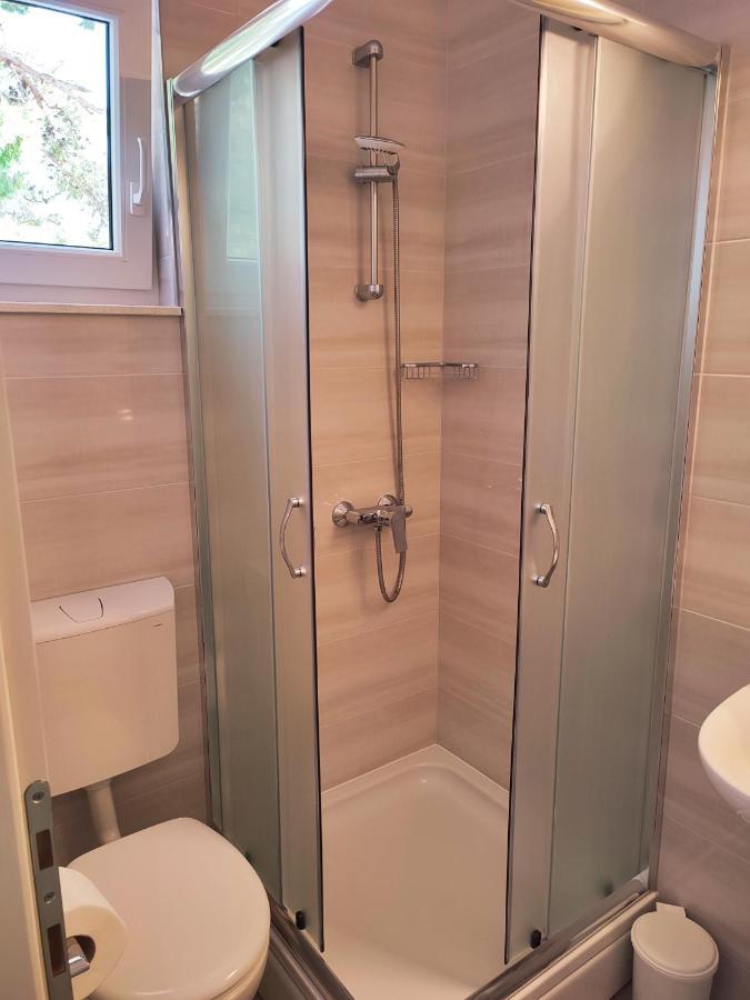 Apartmani Josipa Baška Voda エクステリア 写真