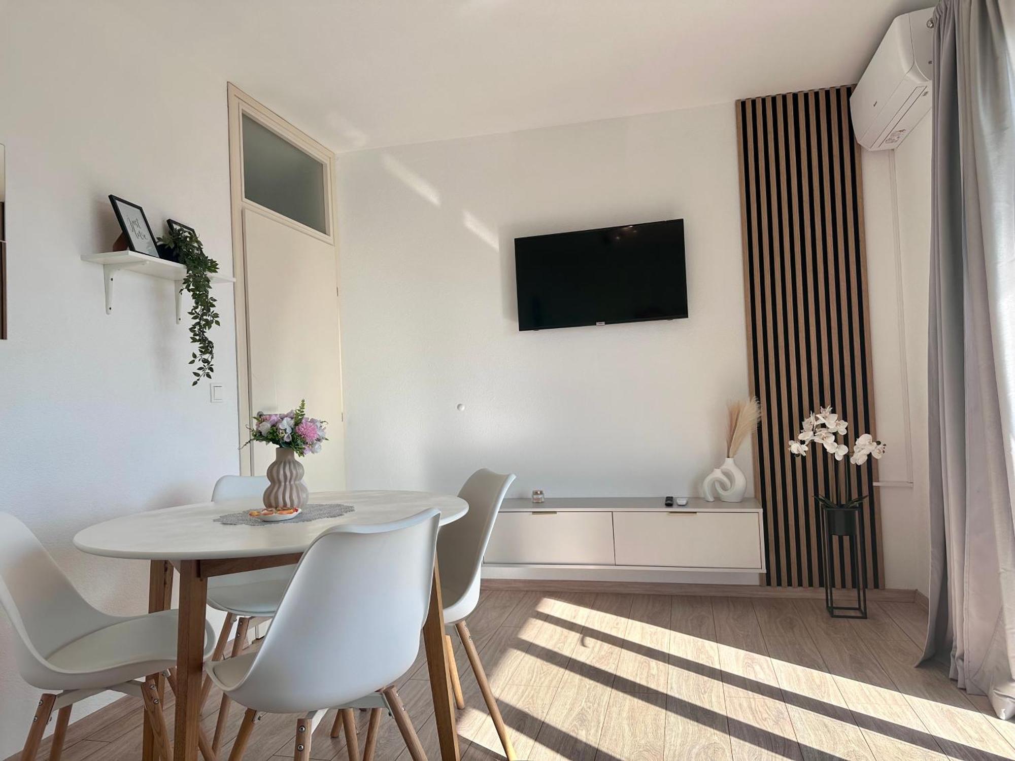 Apartmani Josipa Baška Voda エクステリア 写真